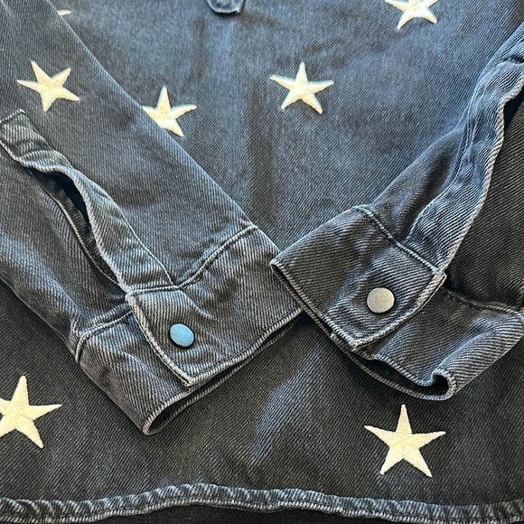 One Teaspoon Star Patterned Black Blouse Size Medium - Picture 4 of 6